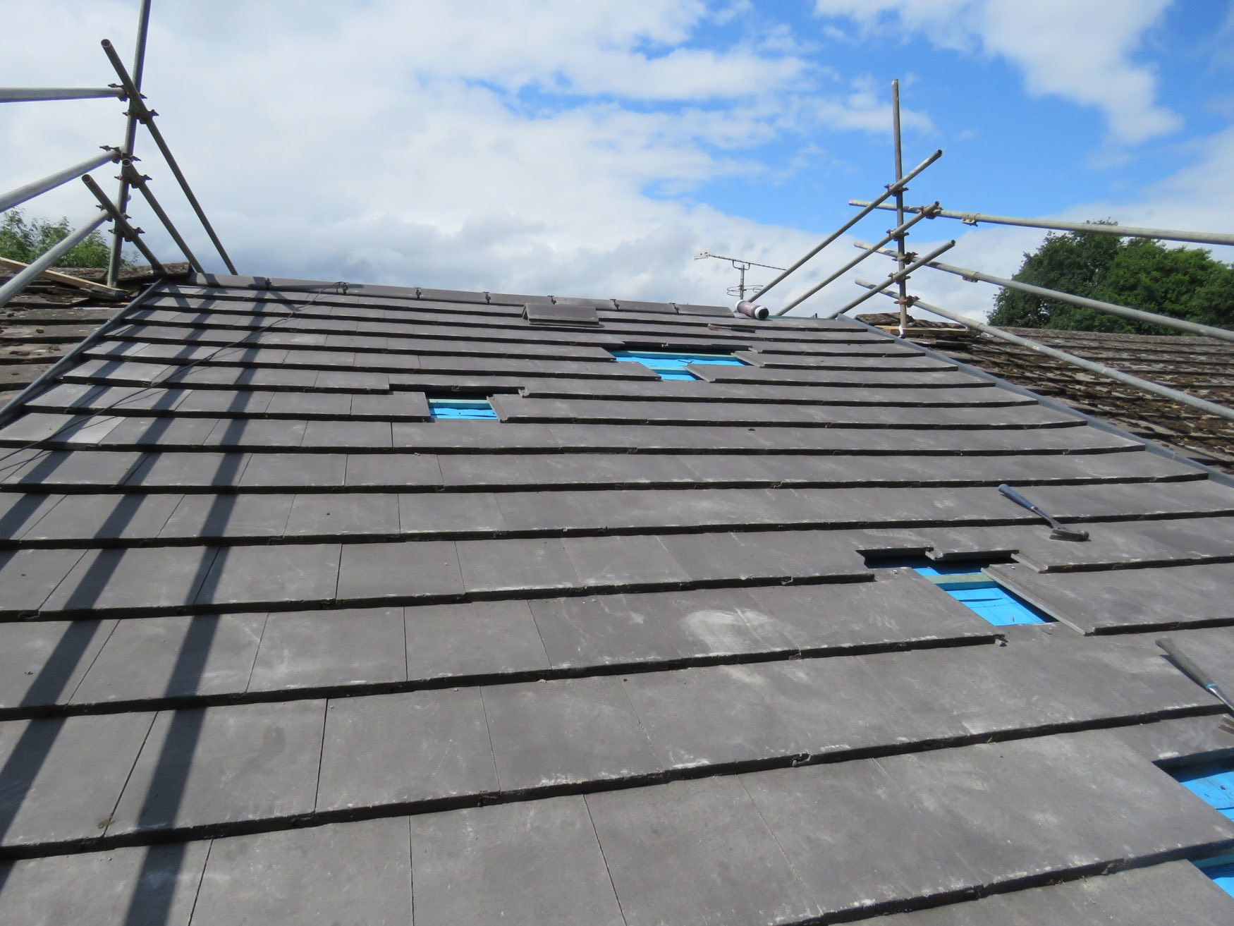 Natural slate roof repair in St Stephen in Brannel